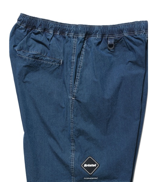 F.C.Real Bristol(エフシーレアルブリストル)の「WASHED CRISP DENIM EASY SHORTS(その他パンツ・メンズ・インディゴブルー/ブラック・SMALL/MEDIUM/LARGE/X-LARGE/XX-LARGE)」の5枚目の写真
