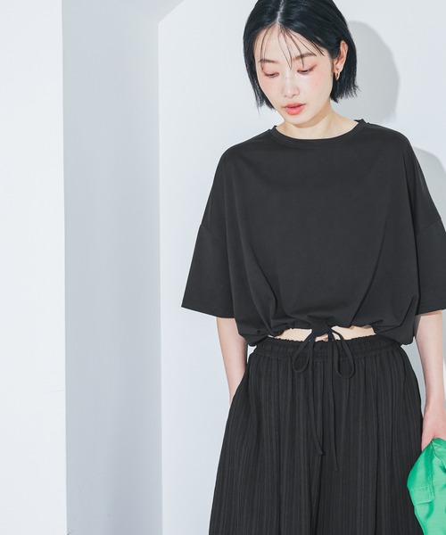 LAKOLE(ラコレ)の「<接触冷感>ドロストTEE / 1045292(Tシャツ/カットソー・レディース・ブラック/オフホワイト/サンドグレー/セージグリーン・FREE)」の1枚目の写真