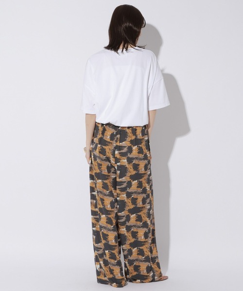 LAKOLE(ラコレ)の「<接触冷感>ドロストTEE / 1045292(Tシャツ/カットソー・レディース・ブラック/オフホワイト/サンドグレー/セージグリーン・FREE)」の7枚目の写真