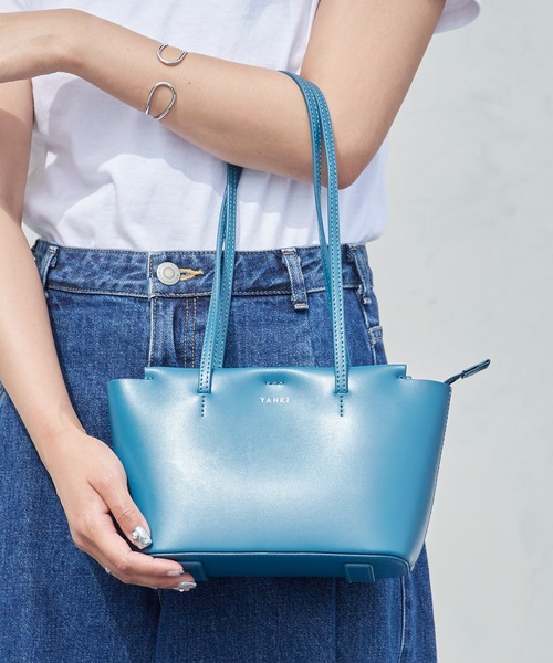 YAHKI(ヤーキ)の「YAHKI/ヤーキ W FAC SHOULDER BAG ボストン ショルダーバッグ レディース レディース 2026年 夏(ショルダーバッグ・レディース・ブラック/グレー/ブルー・ONE SIZE)」の3枚目の写真