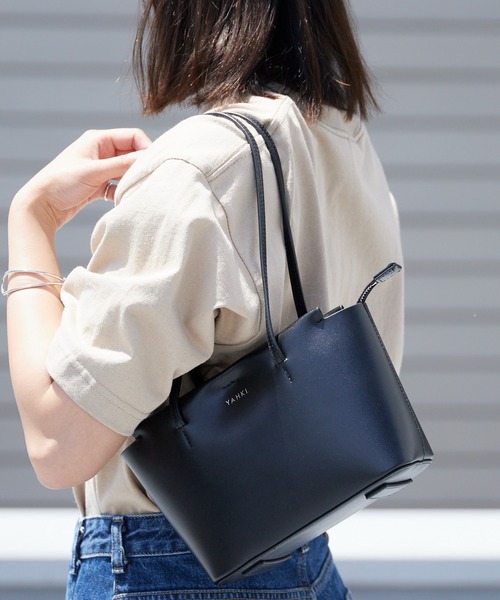 YAHKI(ヤーキ)の「YAHKI/ヤーキ W FAC SHOULDER BAG ボストン ショルダーバッグ レディース レディース 2026年 夏(ショルダーバッグ・レディース・ブラック/グレー/ブルー・ONE SIZE)」の1枚目の写真