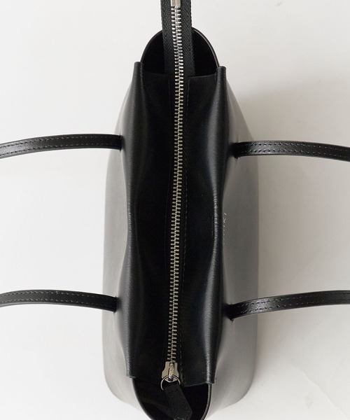 YAHKI(ヤーキ)の「YAHKI/ヤーキ W FAC SHOULDER BAG ボストン ショルダーバッグ レディース レディース 2026年 夏(ショルダーバッグ・レディース・ブラック/グレー/ブルー・ONE SIZE)」の5枚目の写真