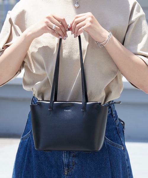YAHKI(ヤーキ)の「YAHKI/ヤーキ W FAC SHOULDER BAG ボストン ショルダーバッグ レディース レディース 2026年 夏(ショルダーバッグ・レディース・ブラック/グレー/ブルー・ONE SIZE)」の15枚目の写真
