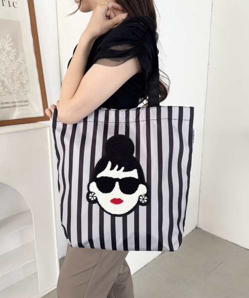HAPPY FACE(ハッピーフェイス)の「EMMA顔相良刺?新トート ストライプGY(トートバッグ・レディース・ストライプ・ONE SIZE)」の2枚目の写真