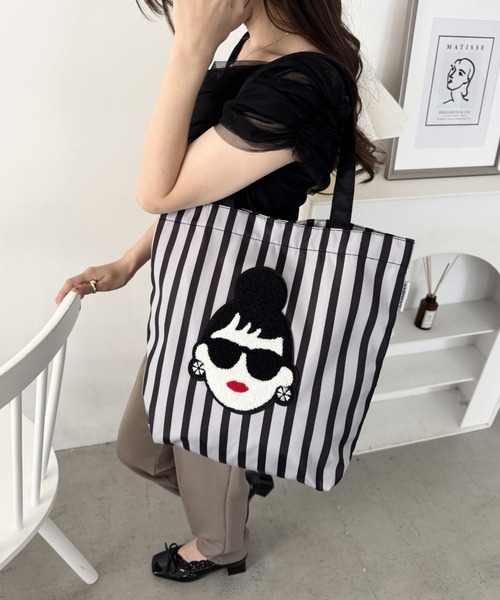 HAPPY FACE(ハッピーフェイス)の「EMMA顔相良刺?新トート ストライプGY(トートバッグ・レディース・ストライプ・ONE SIZE)」の4枚目の写真