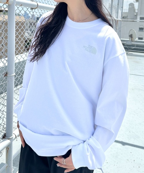 THE NORTH FACE(ザノースフェイス)の「THE NORTH FACE(ザ・ノースフェイス)/ワンポイント ロゴプリント クルーネック 長袖 無地 ロンT /M'S EVERLITTE L/S TEE(Tシャツ/カットソー・レディース・ブラック/ホワイト・L/XL/M)」の6枚目の写真