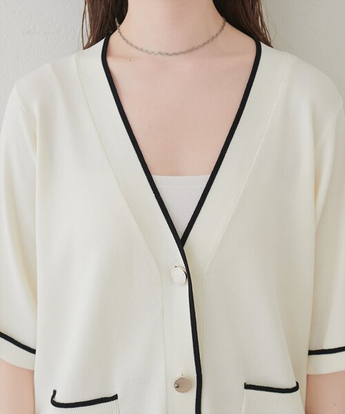 natural couture(ナチュラルクチュール)の「接触冷感UVアンチピリング ポケット付き配色半袖ニットカーディガン(カーディガン/ボレロ・レディース・オフホワイト/ピンク/ブラック/ネイビー・FREE)」の13枚目の写真