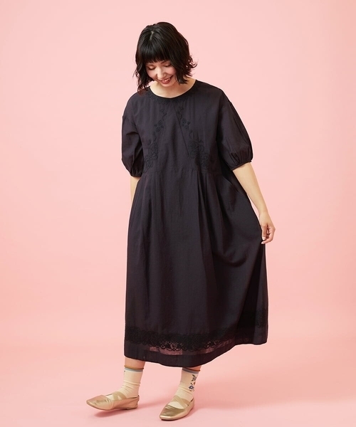 Jocomomola(ホコモモラ)の「Cruzar フラワーインド刺繍ワンピース(ワンピース・レディース・ブラック/アイボリー・40)」の21枚目の写真