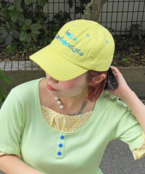HELLO.SANFRANCISCO(ハローサンフランシスコ)の「【HELLO.SANFRANCISCO/ハローサンフランシスコ】スパンコールロゴリボンキャップ(キャップ・レディース・ピンク/ネイビー/イエロー・ONE SIZE)」の9枚目の写真