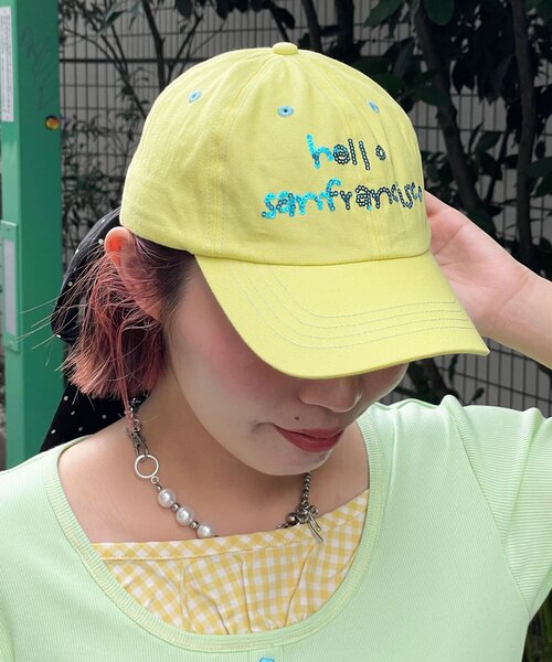 HELLO.SANFRANCISCO(ハローサンフランシスコ)の「【HELLO.SANFRANCISCO/ハローサンフランシスコ】スパンコールロゴリボンキャップ(キャップ・レディース・ピンク/ネイビー/イエロー・ONE SIZE)」の10枚目の写真