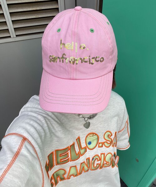 HELLO.SANFRANCISCO(ハローサンフランシスコ)の「【HELLO.SANFRANCISCO/ハローサンフランシスコ】スパンコールロゴリボンキャップ(キャップ・レディース・ピンク/ネイビー/イエロー・ONE SIZE)」の13枚目の写真