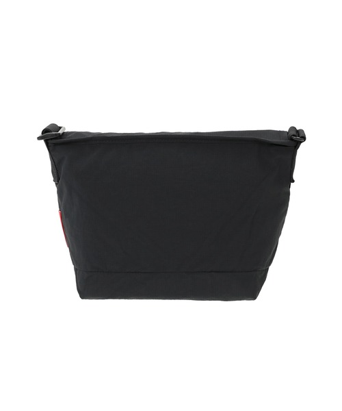 Manhattan Portage(マンハッタンポーテージ)の「NYLON MESSENGER BAG JR (SM) FZP RIPSTOP TASLAN CCC(メッセンジャーバッグ・メンズ・ブラック・SMALL)」の5枚目の写真