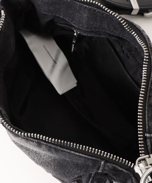 Desigual(デシグアル)の「Denim chain 2way bag / デニムチェーン2wayバッグ(ショルダーバッグ・レディース・ブラック・FREE)」の7枚目の写真