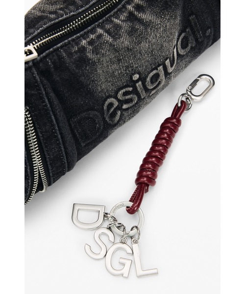 Desigual(デシグアル)の「Denim chain 2way bag / デニムチェーン2wayバッグ(ショルダーバッグ・レディース・ブラック・FREE)」の4枚目の写真