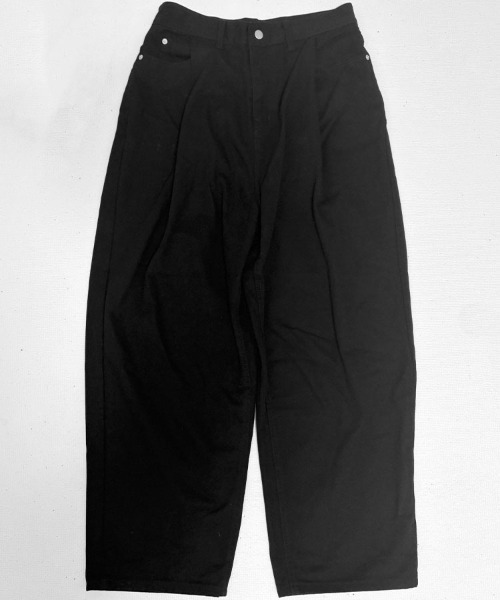 YACA(ヤーカ)の「Denim Tack Pants/デニムタックパンツ(デニムパンツ・レディース・ブラック・FREE)」の6枚目の写真