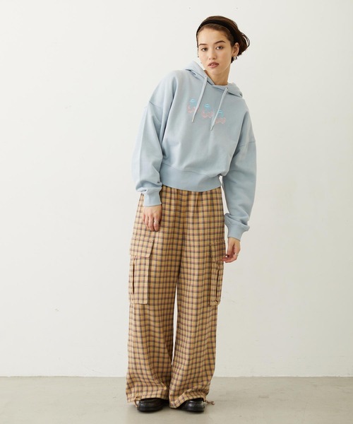 MILKFED.(ミルクフェド)の「CHECKED CARGO PANTS(カーゴパンツ・レディース・ライトパープル/ブルー/ベージュ・S/M)」の7枚目の写真