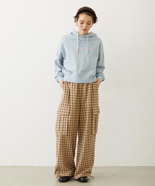 MILKFED.(ミルクフェド)の「CHECKED CARGO PANTS(カーゴパンツ・レディース・ライトパープル/ブルー/ベージュ・S/M)」の9枚目の写真