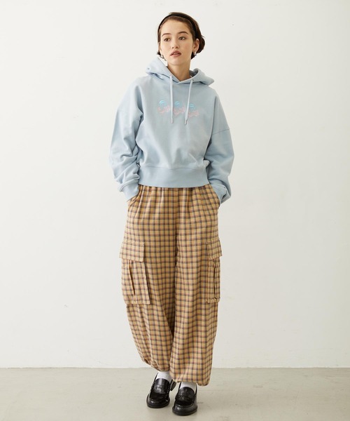 MILKFED.(ミルクフェド)の「CHECKED CARGO PANTS(カーゴパンツ・レディース・ライトパープル/ブルー/ベージュ・S/M)」の10枚目の写真