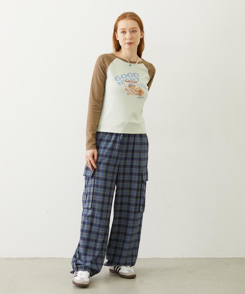 MILKFED.(ミルクフェド)の「CHECKED CARGO PANTS(カーゴパンツ・レディース・ライトパープル/ブルー/ベージュ・S/M)」の18枚目の写真
