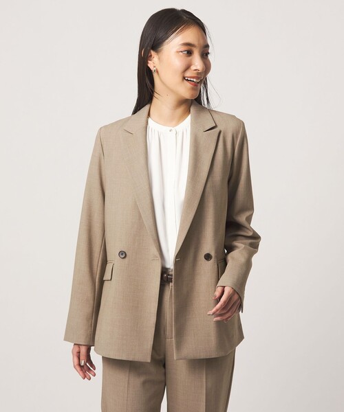 A DAY IN THE LIFE UNITED ARROWS(アデイインザライフユナイテッドアローズ)の「ドビー 2ボタン ダブルジャケット ‐セットアップ対応・ウォッシャブル‐<A DAY IN THE LIFE>(テーラードジャケット・レディース・ネイビー/ベージュ・40/38/36)」の1枚目の写真