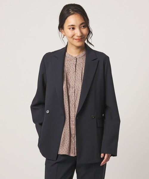 A DAY IN THE LIFE UNITED ARROWS(アデイインザライフユナイテッドアローズ)の「ドビー 2ボタン ダブルジャケット ‐セットアップ対応・ウォッシャブル‐<A DAY IN THE LIFE>(テーラードジャケット・レディース・ネイビー/ベージュ・40/38/36)」の2枚目の写真