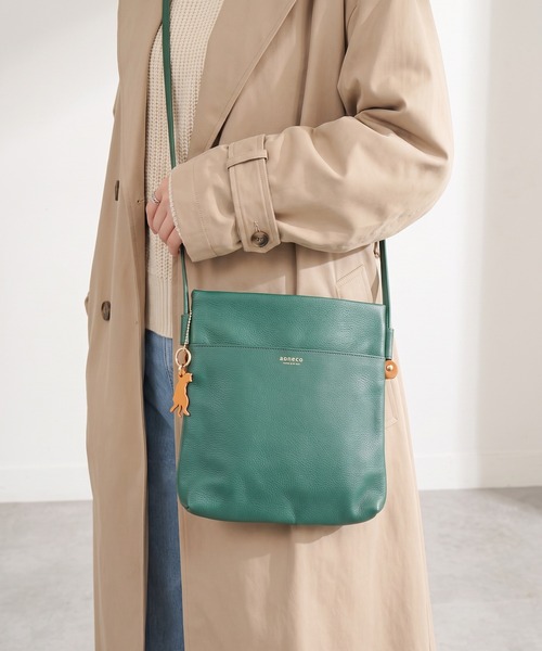 aoneco(アオネコ)の「aoneco 口バネショルダー(ショルダーバッグ・レディース・モカ/ブラック/エメラルド/ライトグレー・FREE)」の4枚目の写真