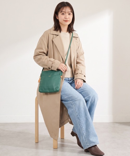 aoneco(アオネコ)の「aoneco 口バネショルダー(ショルダーバッグ・レディース・モカ/ブラック/エメラルド/ライトグレー・FREE)」の17枚目の写真
