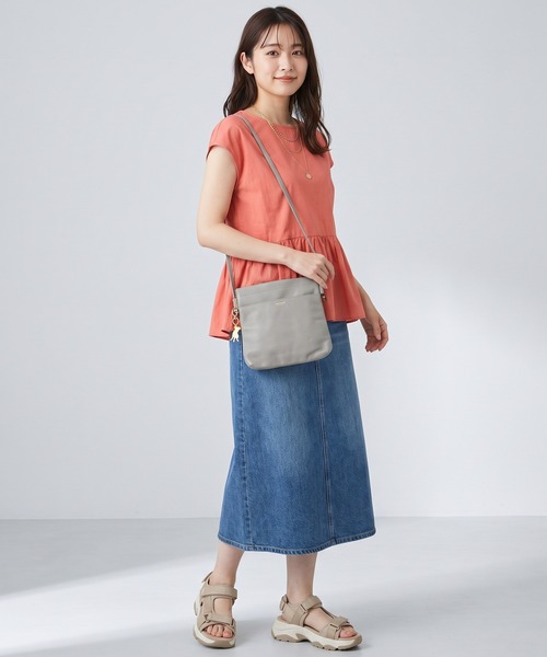 aoneco(アオネコ)の「aoneco 口バネショルダー(ショルダーバッグ・レディース・モカ/ブラック/エメラルド/ライトグレー・FREE)」の7枚目の写真