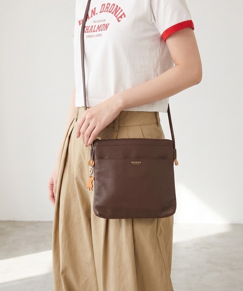 aoneco(アオネコ)の「aoneco 口バネショルダー(ショルダーバッグ・レディース・モカ/ブラック/エメラルド/ライトグレー・FREE)」の13枚目の写真