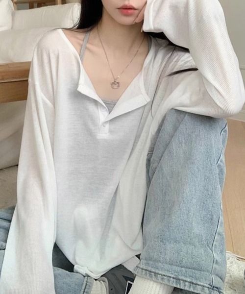 ONEP STAR(ワンピスター)の「ヘンリーネックサイドスリット長袖カットソー(Tシャツ/カットソー・レディース・グレー/ブラック/ホワイト・LARGE/X-LARGE/MEDIUM)」の6枚目の写真