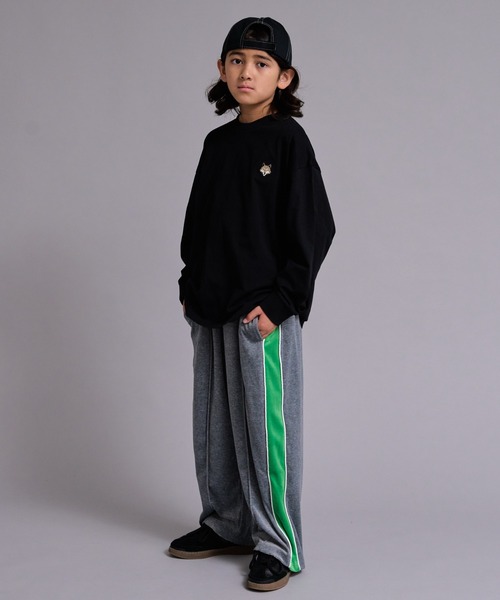 PAIRMANON STREET(ペアマノンストリート)の「【90-160cm】ベロア 配色デザイン ワイドストレートパンツ【PAIRMANON STREET】(その他パンツ・キッズ・ブラウン/グレー/パープル/ネイビー・130/140/110/120/150/160/100/90)」の7枚目の写真