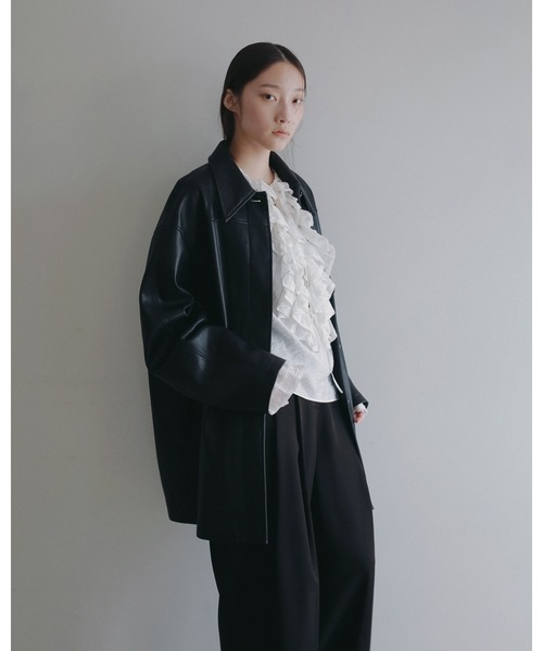 anuke（アンヌーク）の「2way Frill Blouse（シャツ/ブラウス・レディース・ホワイト/ブラック・FREE）」の11枚目の写真