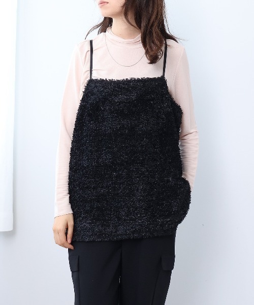 leswel(レスウェル)の「【M~5L】フェザーキャミブラウス(シャツ/ブラウス・レディース・ベージュ/ブラック・3L/LL/L/M/5L/4L)」の2枚目の写真