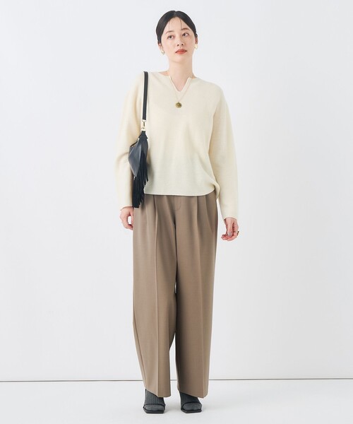 NOLLEY’S(ノーリーズ)の「【一部WEB限定サイズ】《抗ピル/防シワ》ウォッシャブルポリウール梳毛タックワイドパンツ(その他パンツ・レディース・カーキ/グレー/ブラック・36/38)」の4枚目の写真