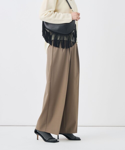 NOLLEY’S(ノーリーズ)の「【一部WEB限定サイズ】《抗ピル/防シワ》ウォッシャブルポリウール梳毛タックワイドパンツ(その他パンツ・レディース・カーキ/グレー/ブラック・36/38)」の12枚目の写真
