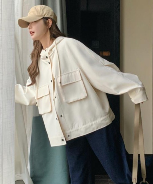 semplice(センプリチェ)の「ショートコート【韓国ファッション】(その他アウター・レディース・ホワイト・L/M/S)」の7枚目の写真