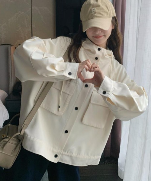 semplice(センプリチェ)の「ショートコート【韓国ファッション】(その他アウター・レディース・ホワイト・L/M/S)」の8枚目の写真