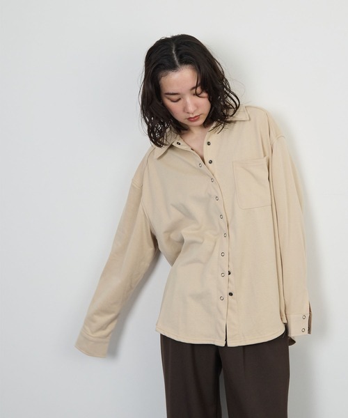 STELLA FISH(ステラフィッシュ)の「ライトスウェットオーバーシャツ(Tシャツ/カットソー・レディース・ベージュ/ブラック/オートミール・FREE)」の15枚目の写真