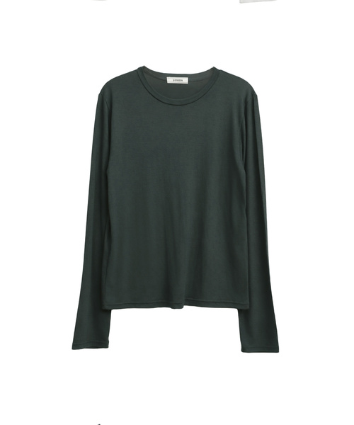 LUSIDA（ルシダ）の「MATI ベーシック ロングスリーブ ラウンドTシャツ（全5色）（Tシャツ/カットソー・レディース・ホワイト/ブラック/ベージュ/ブラウン/チャコール・FREE）」の4枚目の写真