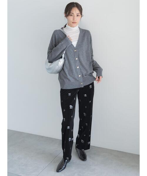 Te chichi（テチチ）の「花柄刺繍ベロアイージーパンツ（その他パンツ・レディース・ブラック/ベージュ・F）」の5枚目の写真