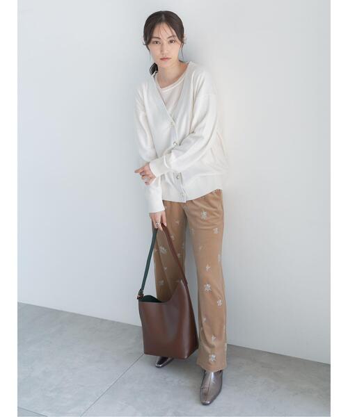 Te chichi（テチチ）の「花柄刺繍ベロアイージーパンツ（その他パンツ・レディース・ブラック/ベージュ・F）」の8枚目の写真