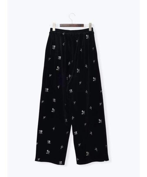 Te chichi（テチチ）の「花柄刺繍ベロアイージーパンツ（その他パンツ・レディース・ブラック/ベージュ・F）」の11枚目の写真