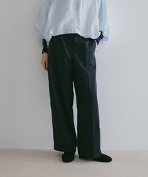 デザインタックセンタープレスパンツ