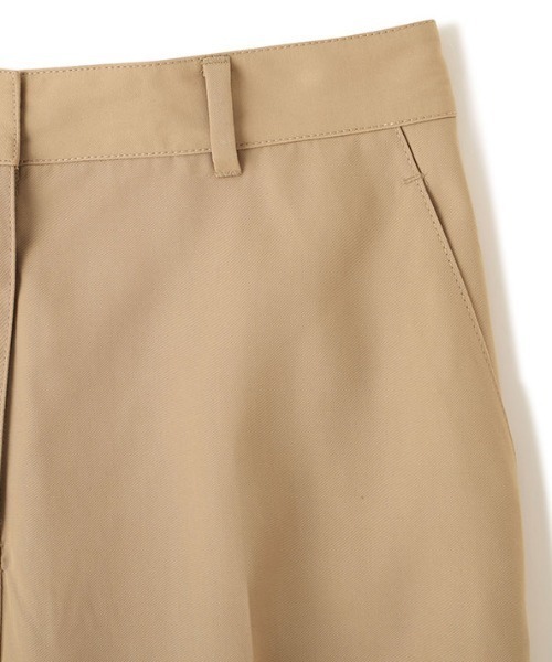 ETRE TOKYO(エトレトウキョウ)の「デザインタックセンタープレスパンツ(その他パンツ・レディース・ベージュ/ネイビー・S/M)」の19枚目の写真