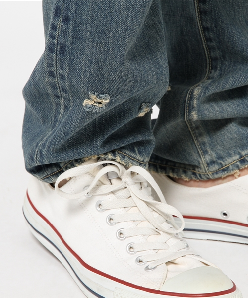 HYSTERIC GLAMOUR（ヒステリックグラマー）の「RWH加工デニム スリムストレートPT（デニムパンツ・メンズ・インディゴブルー・29inch/30inch/32inch/31inch/28inch/34inch）」の9枚目の写真