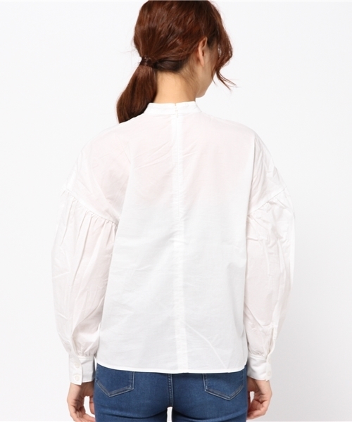 SLY（スライ）の「袖ギャザー BLOUSE（シャツ/ブラウス・レディース・オフホワイト/オレンジ系その他・2/1）」の5枚目の写真