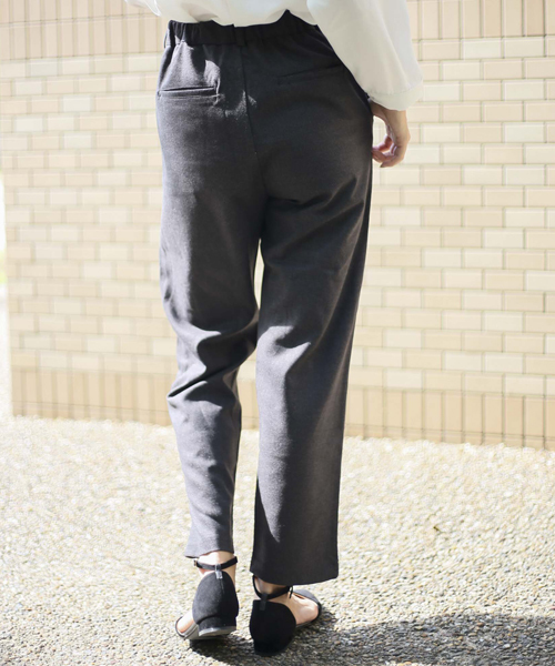 Denime(ドゥニーム)の「2タック無地フランネルパンツ(その他パンツ・レディース・グレー/ブラック・SMALL/MEDIUM)」の13枚目の写真