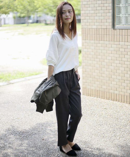 Denime(ドゥニーム)の「2タック無地フランネルパンツ(その他パンツ・レディース・グレー/ブラック・SMALL/MEDIUM)」の14枚目の写真