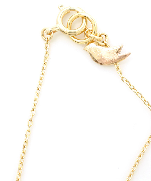 Demi-Luxe BEAMS(デミルクス ビームス)の「mikia / クロス付チェーン ブレスレット(ブレスレット・レディース・ゴールド・ONE SIZE)」の3枚目の写真