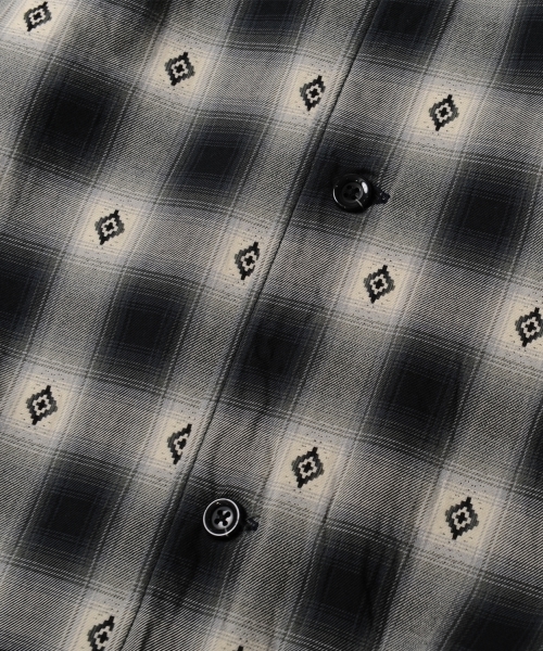 VIRGOwearworks(ヴァルゴウェアワークス)の「NATIVE MIDDLE CHECK SHIRTS(シャツ/ブラウス・メンズ・レッド/ブルー/ブラック・3/2/4)」の12枚目の写真